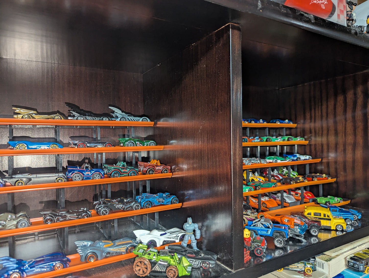 Hot wheels Collectors Stand